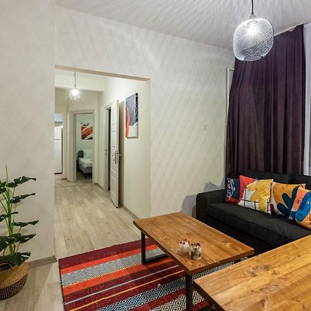 Modern Flat 5-Min Walk To Taksim Square In Beyoglu Apartment Istanbul Exterior photo