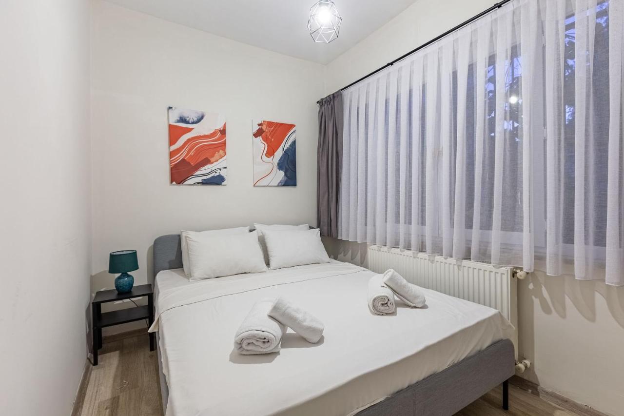 Modern Flat 5-Min Walk To Taksim Square In Beyoglu Apartment Istanbul Exterior photo